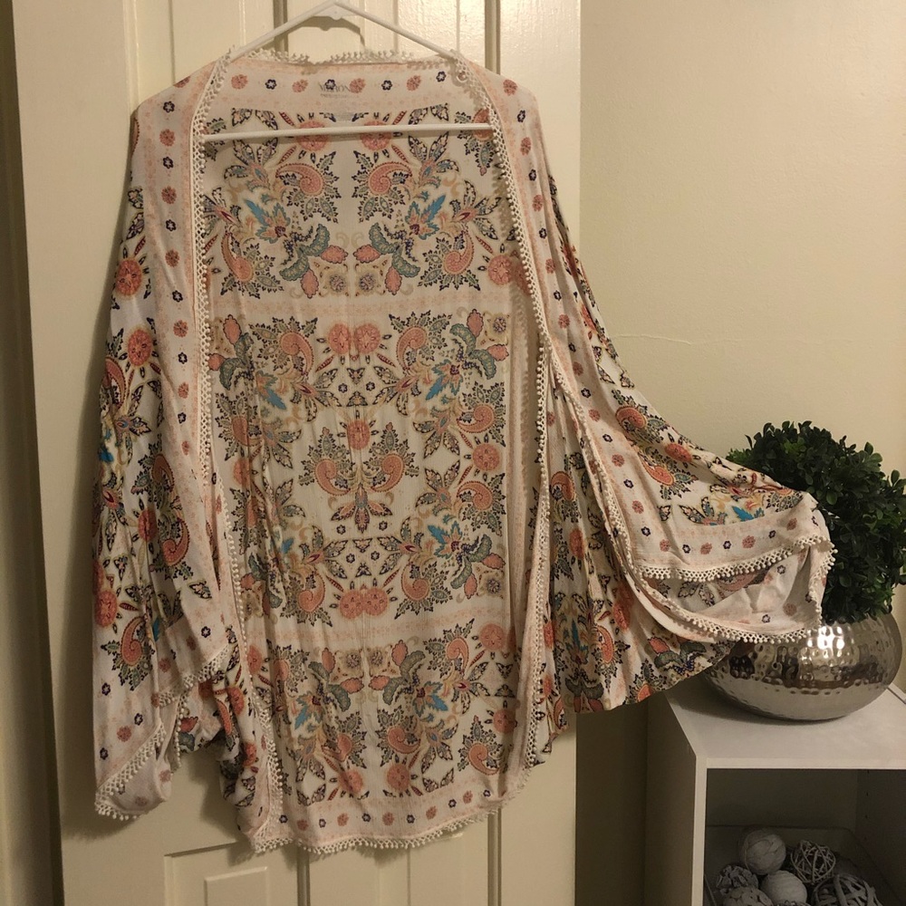 Pink paisley kimono 🎀